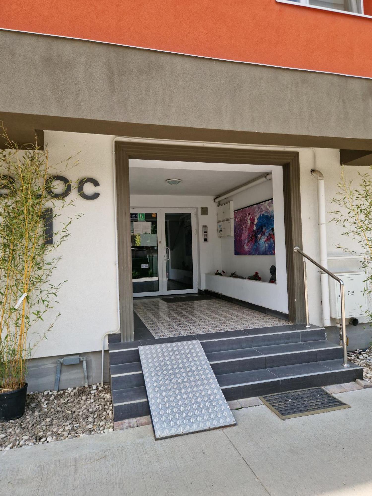 Apartament In オトペニ エクステリア 写真