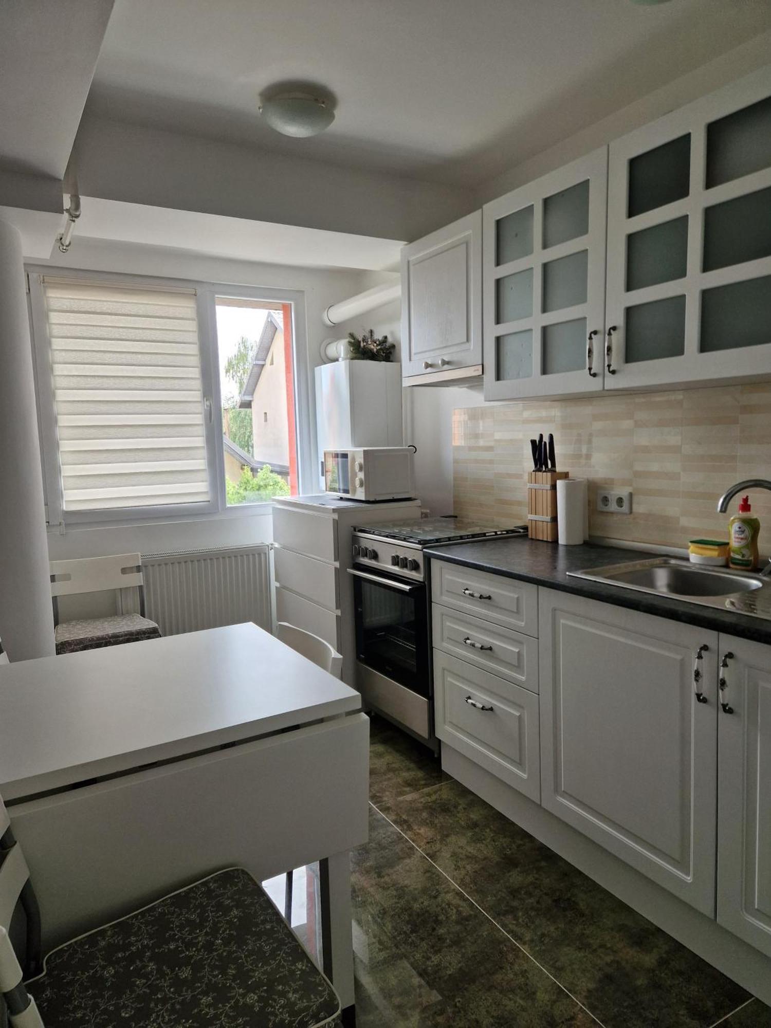 Apartament In オトペニ エクステリア 写真